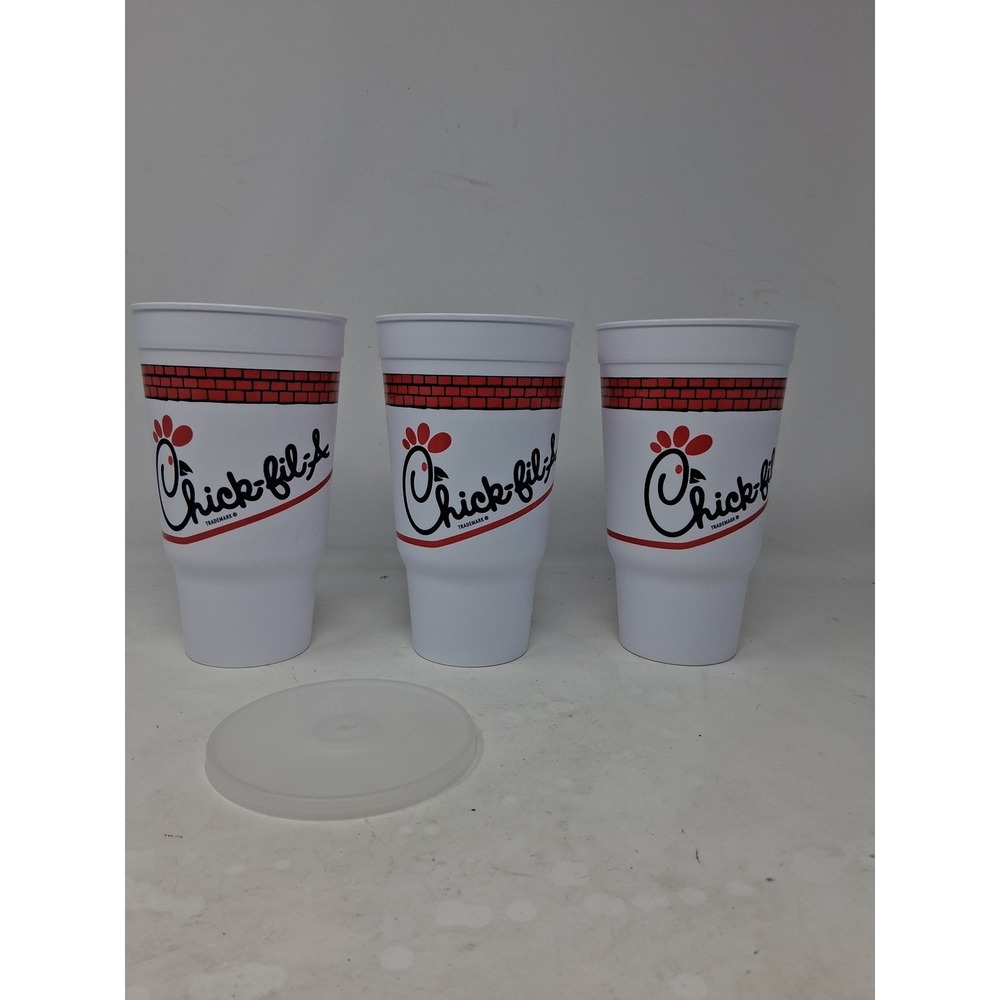 Chick-fil-A Reusable 34oz Plastic Cups Set of 3 with 1 Lid White Brick Pattern E